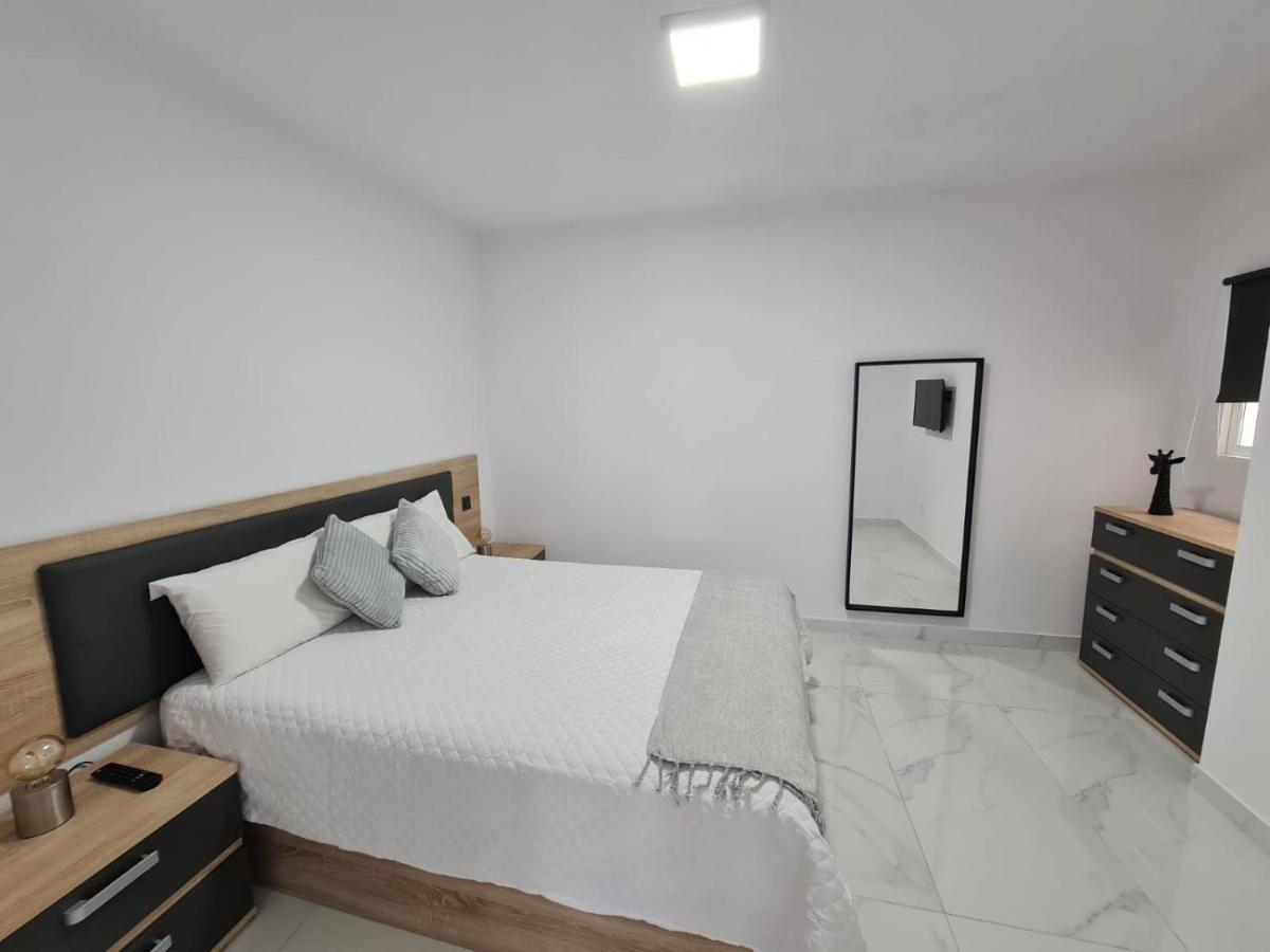 Enzo Suite لاس بالماس دي غران كاناريا المظهر الخارجي الصورة